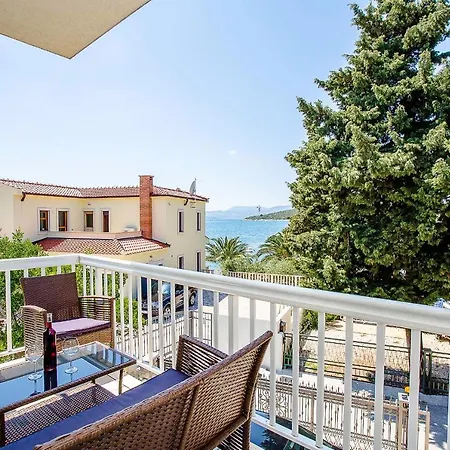 아파트 Krsticevic *